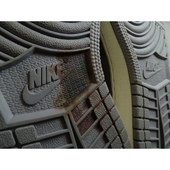 Air Jordan 1 Low SE Craft Inside Out Black 6Y Womens 7.5  DV0478-001 - Picture 8 of 10